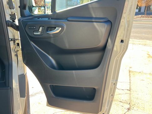 New 2025 Mercedes-Benz Sprinter 2500 image 21