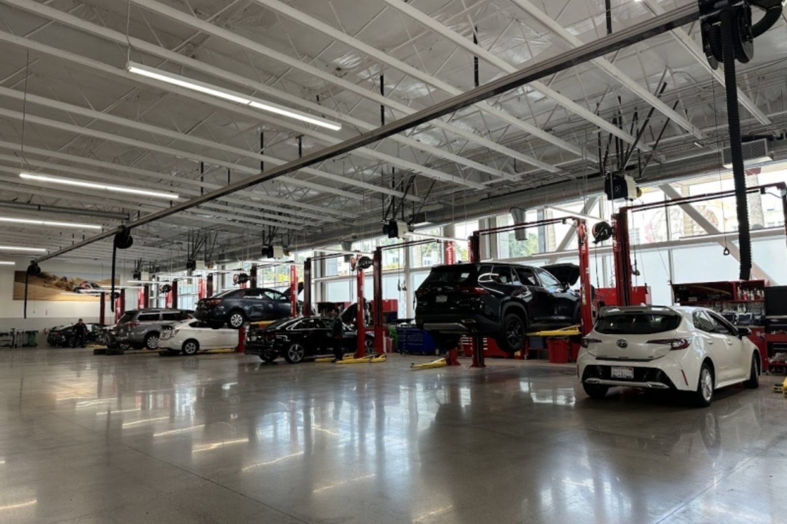 Used 2022 Tesla Model Y Long Range AWD/4WD image 14