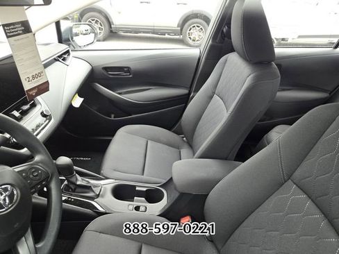 Used 2026 Toyota Corolla LE FWD image 3