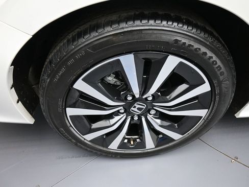 Used 2024 Honda Civic EX image 12