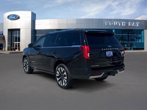 Certified 2025 Ford Expedition Platinum w/ Driver's Package AWD/4WD image 3