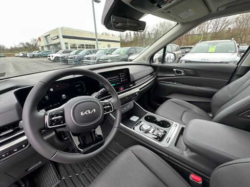 New 2026 Kia Carnival SX image 30