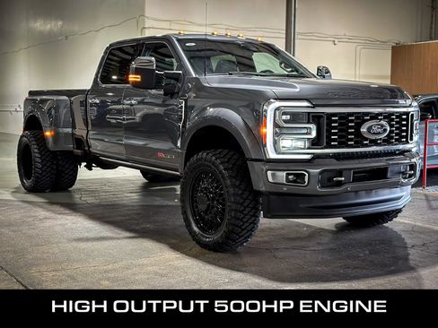 Used 2023 Ford F450 Platinum AWD/4WD image 3
