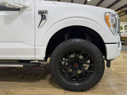 Used 2021 Ford F150 XLT w/ Equipment Group 302A High RWD image 4