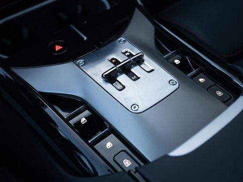 Certified 2025 Ferrari Purosangue image 42