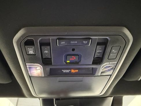 Used 2022 Toyota Tundra Capstone AWD/4WD image 24