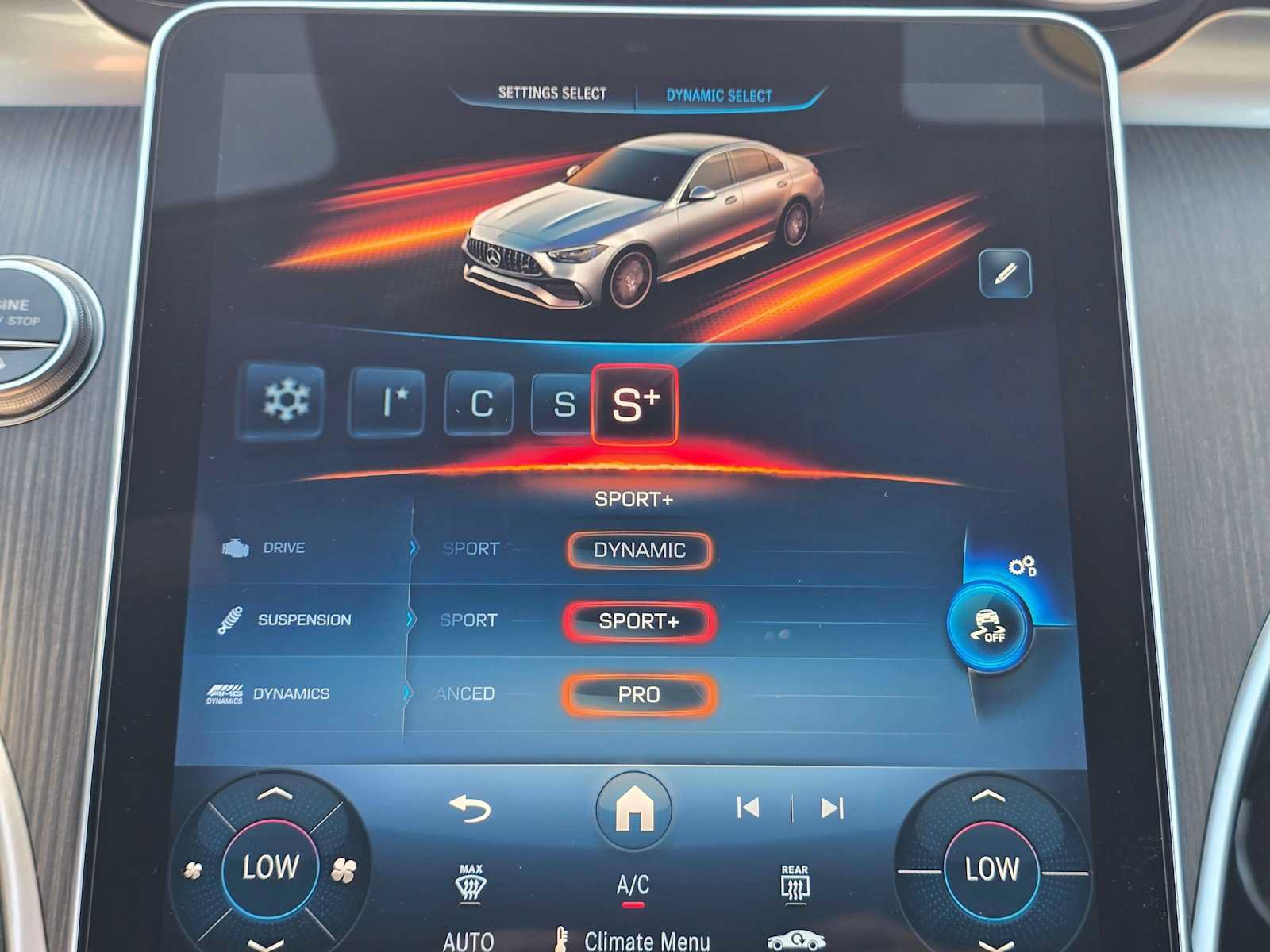 Used 2026 Mercedes-Benz C 43 AMG 4MATIC Sedan image 30