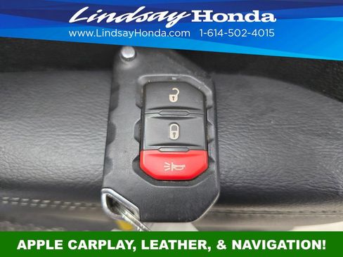 Used 2023 Jeep Wrangler Unlimited Sahara image 23