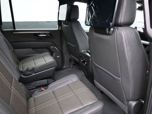 New 2026 Chevrolet Suburban High Country AWD/4WD image 21
