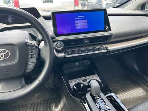 Certified 2024 Toyota Prius XLE FWD image 18