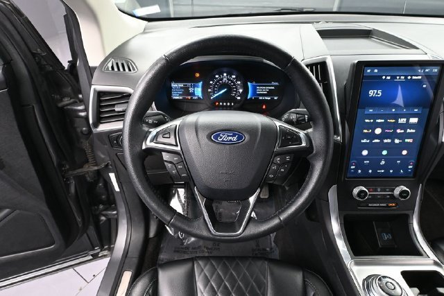 Used 2024 Ford Edge Titanium AWD/4WD image 20