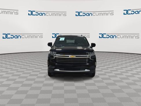Used 2023 Chevrolet Suburban LT AWD/4WD image 4