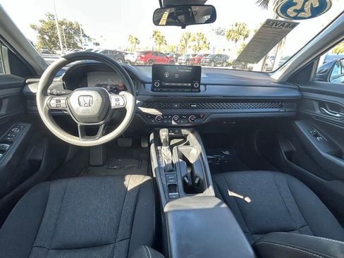 Used 2025 Honda Accord SE image 23