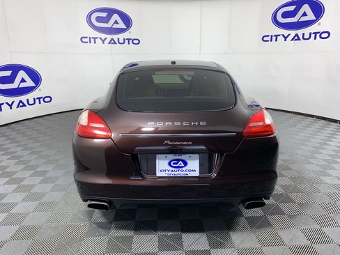 Used 2011 Porsche Panamera 4 AWD/4WD image 3