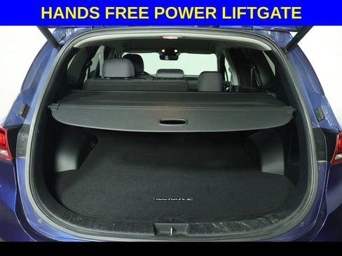 Used 2022 Hyundai Santa Fe SEL w/ Convenience Package FWD image 9
