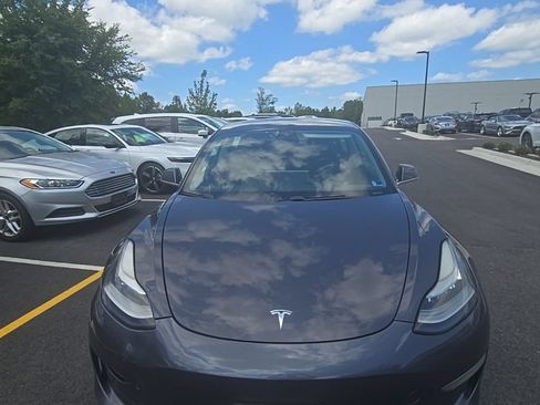 Used 2019 Tesla Model 3 Standard Range Plus RWD image 2