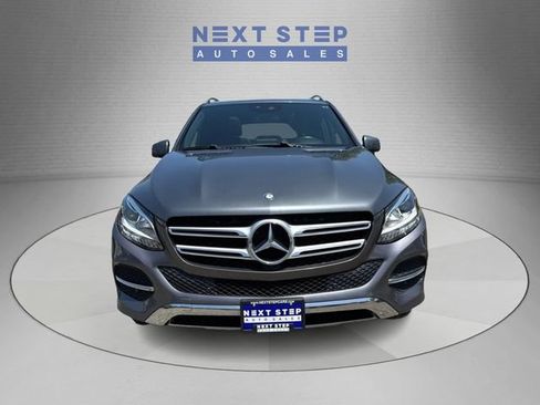 Used 2017 Mercedes-Benz GLE 350 4MATIC image 2