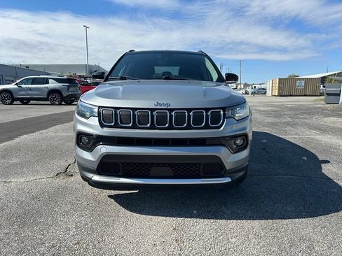 Used 2022 Jeep Compass Limited AWD/4WD image 9