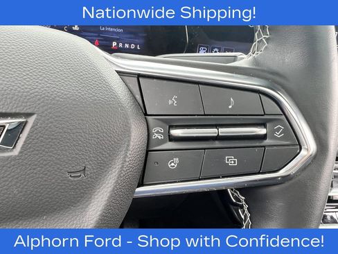 Used 2024 Chevrolet Traverse Z71 w/ Enhanced Driving Package AWD/4WD image 19