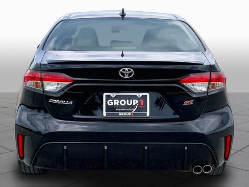 Used 2024 Toyota Corolla SE FWD image 5