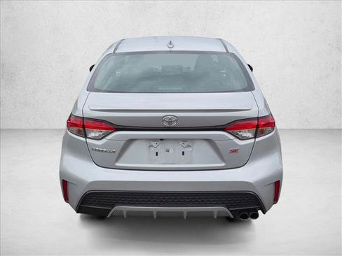 Used 2021 Toyota Corolla SE FWD image 6