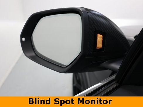 Used 2025 Audi RS Q8 performance image 27