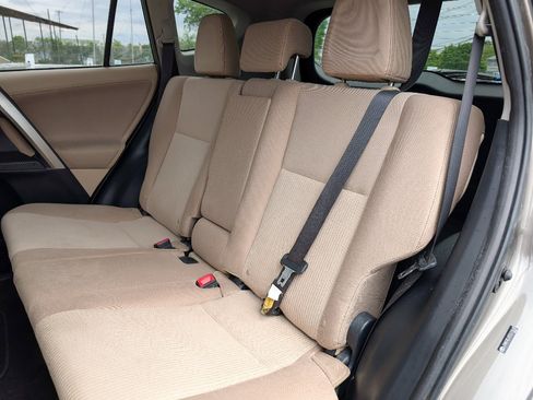 Used 2013 Toyota RAV4 XLE AWD/4WD image 18