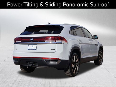 Used 2024 Volkswagen Atlas Cross Sport SE image 9