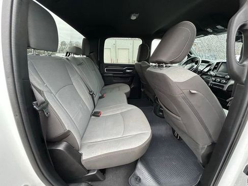 Used 2024 RAM 3500 Big Horn AWD/4WD image 18