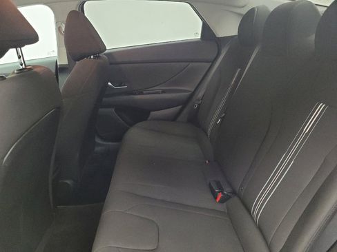 Used 2023 Hyundai Elantra SEL w/ Convenience Package FWD image 18