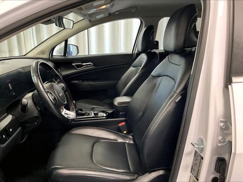 Used 2023 Kia Sportage EX image 10