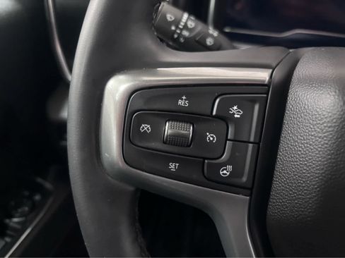 Used 2025 Chevrolet Silverado 1500 LT w/ Z71 Off-Road Package AWD/4WD image 17