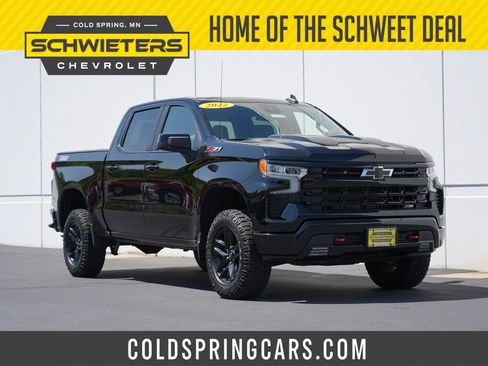Used 2022 Chevrolet Silverado 1500 LT Trail Boss AWD/4WD image 1