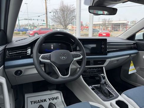 New 2026 Volkswagen Jetta SE FWD image 16