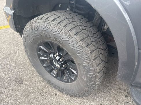 Used 2022 Ford F350 Lariat w/ Tremor Off-Road Package AWD/4WD image 9