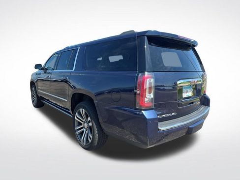 Used 2020 GMC Yukon XL Denali w/ Denali Ultimate Package AWD/4WD image 5