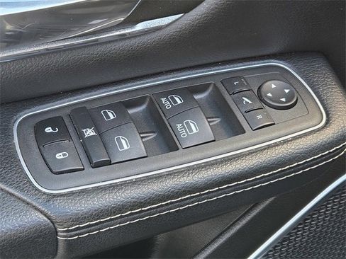 Used 2022 RAM 1500 Laramie image 13
