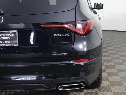 Used 2023 Acura MDX A-Spec image 18