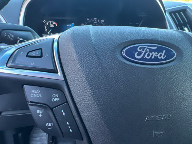 Used 2018 Ford Edge SEL w/ Equipment Group 201A AWD/4WD image 26