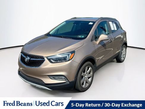 Used 2019 Buick Encore Essence w/ Experience Buick Package AWD/4WD image 3
