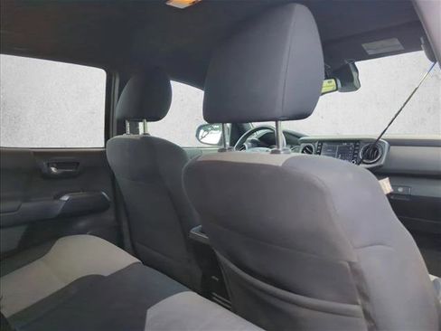 Used 2020 Toyota Tacoma TRD Sport RWD image 21
