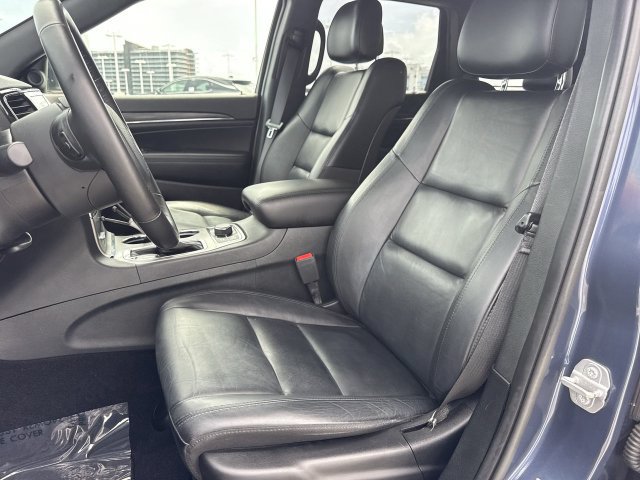 Used 2020 Jeep Grand Cherokee Limited w/ Premium Lighting Group AWD/4WD image 11