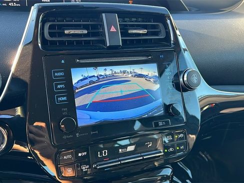 Used 2018 Toyota Prius Three Touring image 15