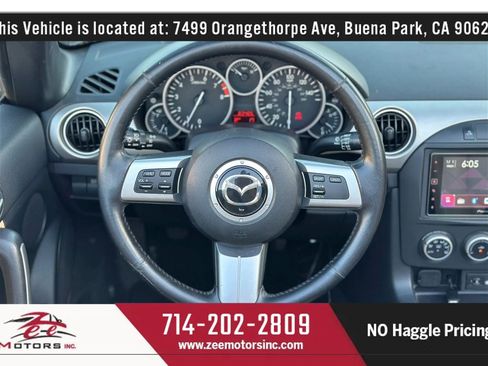 Used 2010 MAZDA MX-5 Miata Grand Touring w/ Premium Pkg RWD image 18