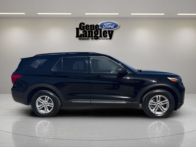 Used 2022 Ford Explorer XLT w/ Equipment Group 202A AWD/4WD image 12