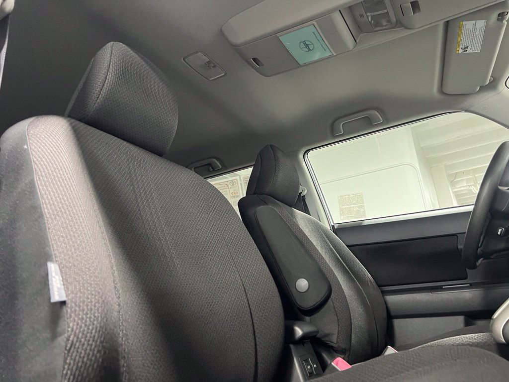 Used 2008 Scion xB FWD image 23