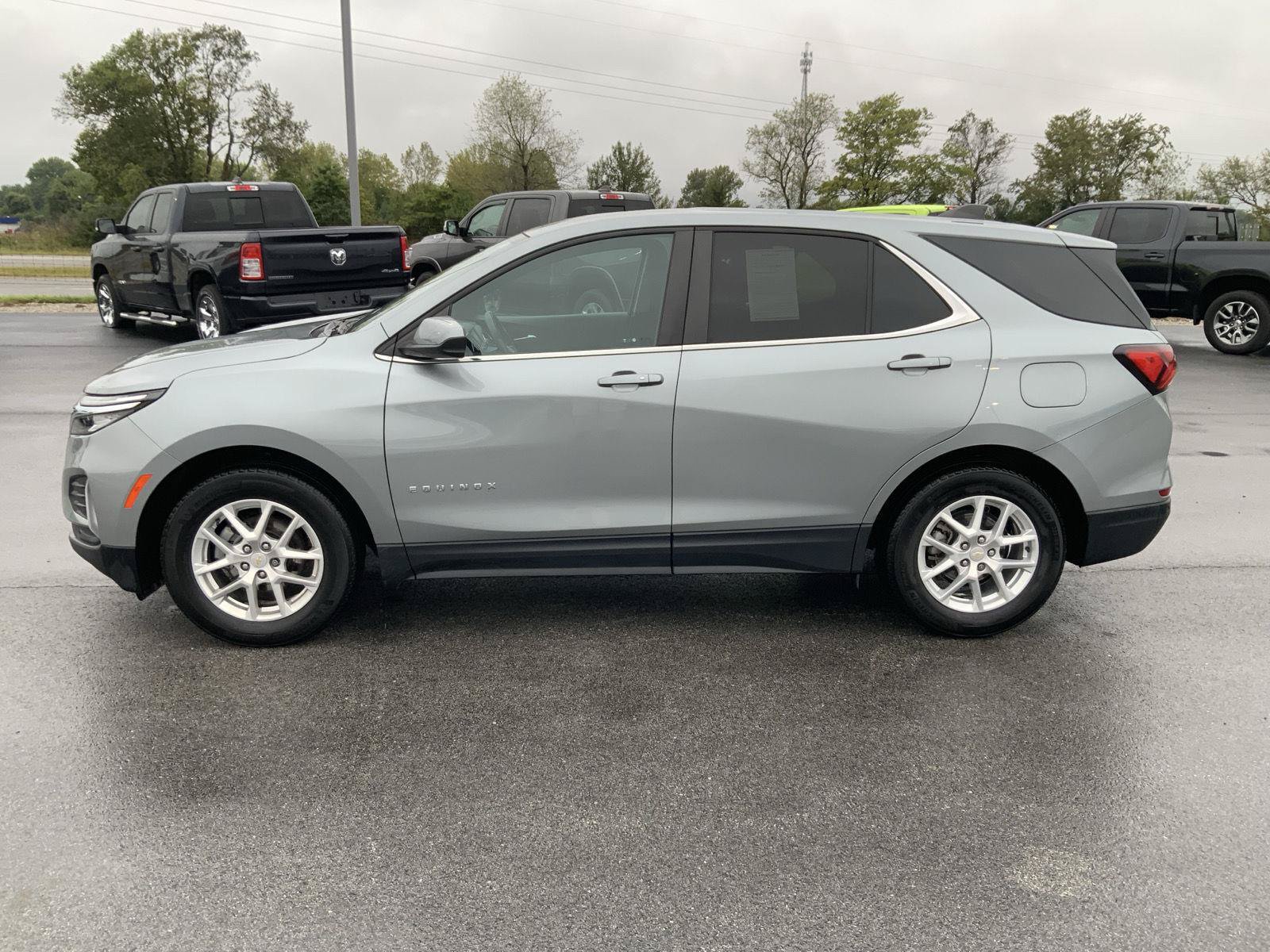 Used 2024 Chevrolet Equinox LT FWD image 7