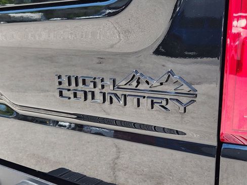Used 2024 Chevrolet Silverado 1500 High Country w/ Midnight Edition image 10