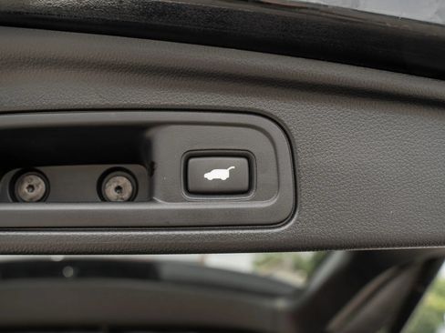 Used 2021 Honda Pilot EX-L image 11