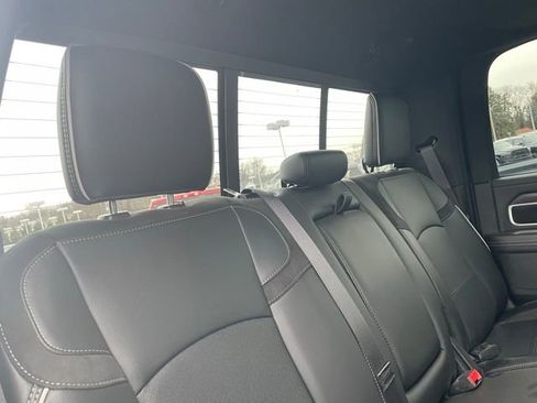 New 2026 RAM 2500 Laramie AWD/4WD image 34